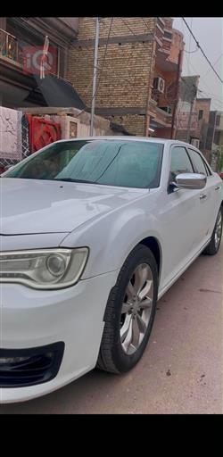 كرايسلر 300